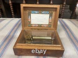 1950's Reuge Switzerland Burl Wood Music Box 4 Tunes 40 + Notes Beautiful Sound