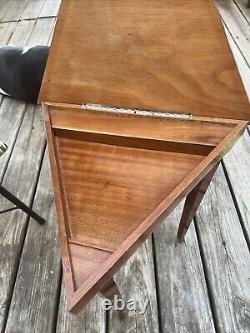 1970s Italian Reuge Marquetry Inlaid Music Box Table Works Condition Issues