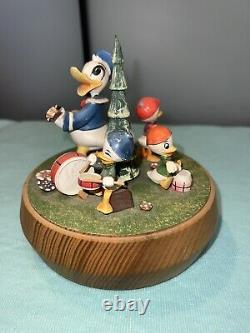 1971 Anri Walt Disney Reuge Music Box Donald Duck, Hewey, Duey and Louie WORKS