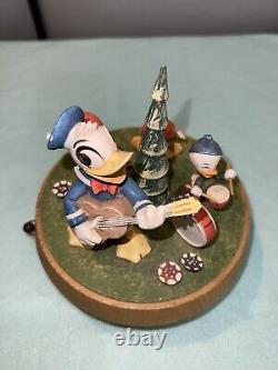 1971 Anri Walt Disney Reuge Music Box Donald Duck, Hewey, Duey and Louie WORKS