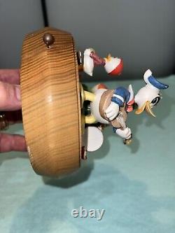 1971 Anri Walt Disney Reuge Music Box Donald Duck, Hewey, Duey and Louie WORKS