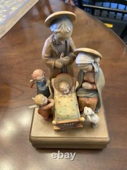 Anri Holy Night Family Sister Maria Innocentia Hummel Music Box Reuge 428/1850