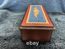 Antique Swiss Music Box working