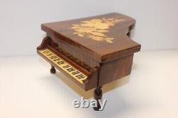 Beautiful Reuge Marquetry Inlaid Wood Italian Sorrento Piano Music Jewelry Box