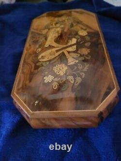 Beautiful Reuge Wooden Inlay Music Box Insruments & Floral Menuet Liebestraum