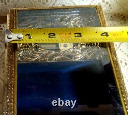 Beveled Glass Top Music Box, BORNFREE 6, Raise Gold DesignREUGE Made in Japan