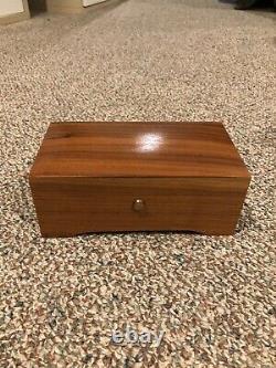 CH 2/50 Reuge Stainte Croix Swiss Music Box