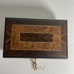 Classic Style Burl-Elm with Rosewood/Walnut Border Musical Jewelry Box
