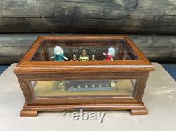 DEFECTIVE REUGE MUSIC 72 Notes BOX LTD EDITION 300 BELLS DANCERS WATCH G3D