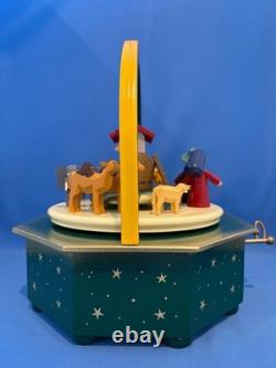 ERZGEBIRGE Ulbricht REUGE Wooden Music Box Noah's Ark Animals Germany Vintage