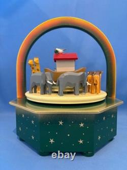 ERZGEBIRGE Ulbricht REUGE Wooden Music Box Noah's Ark Animals Germany Vintage