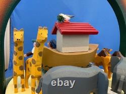 ERZGEBIRGE Ulbricht REUGE Wooden Music Box Noah's Ark Animals Germany Vintage