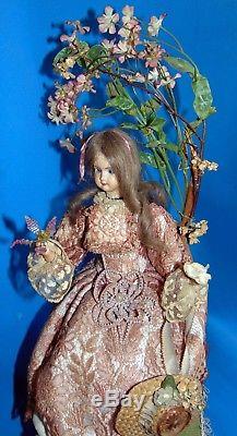 Elegant antic French doll AutomatonREUGE Swiss Musical 3 movements Lady & dove