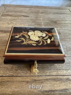 Italian Inlaid Wood Sorrento Music Box Reuge Swiss Musical Movement Works