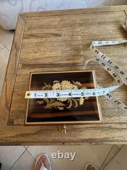 Italian Inlaid Wood Sorrento Music Box Reuge Swiss Musical Movement Works