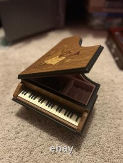 Italian Reuge Jewelry Music Box Grand Piano Swiss Made Musical Wood Inlay Vtg
