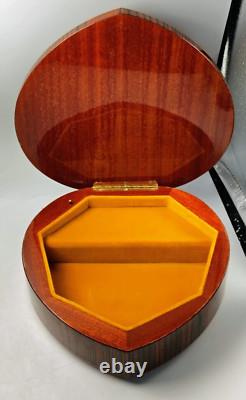 Large 8x8 Capra Italy Reuge HEART SHAPE Inlay Floral Music Box Anniversary Waltz
