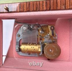 Mint Vintage Sorrento Italy Music Box Reuge Romance Canon in D Green Wood Inlay