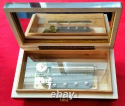 Music Box Reuge Sainte Croix Switzerland 4/50- Francois Boucher Art NEAR MINT