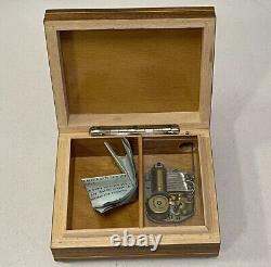 NOS Vintage REUGE Music Box Made In Switzerland Original 1983 Song Camelot