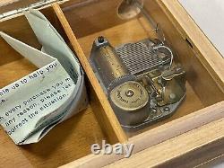 NOS Vintage REUGE Music Box Made In Switzerland Original 1983 Song Camelot