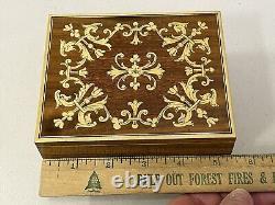 NOS Vintage REUGE Music Box Made In Switzerland Original 1983 Song Camelot