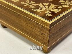 NOS Vintage REUGE Music Box Made In Switzerland Original 1983 Song Camelot
