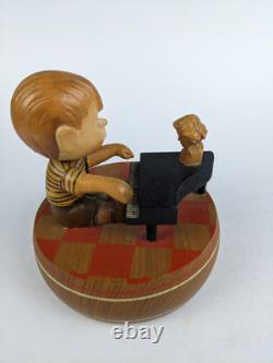 Peanuts Schroeder Reuge Music Box 1968 Italy Anri Beethoven Emperor Concerto
