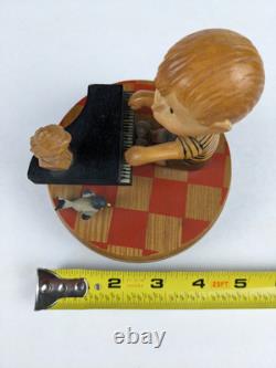 Peanuts Schroeder Reuge Music Box 1968 Italy Anri Beethoven Emperor Concerto