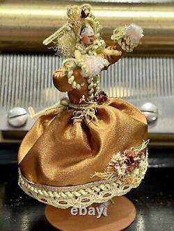 Prized Collectible REUGE 3/72 MUSIC BOX Olde Railway Station Tchaikovsky VID