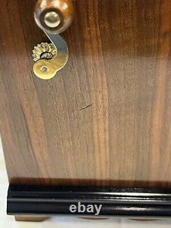 Prized Collectible REUGE 3/72 MUSIC BOX Olde Railway Station Tchaikovsky VID