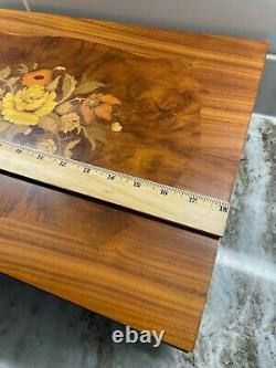 RARE Vintage Beautiful 18 x 14 x 5 Large Reuge Wood Inlaid Floral Music Box
