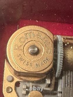 REUGE Capodimonte Burlwood Music Box Plays Memory from CATS 10 Italy