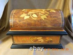 REUGE INLAID TREASURE CHEST With BRASS PLATED AD-30 4-1/2 DISC PLAYER & 10 DISCS