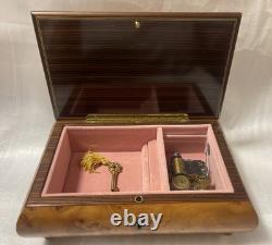 REUGE Jewelry Music Box Inlaid Wood Italy Swiss Movement Berühmtes Menuet Mozart