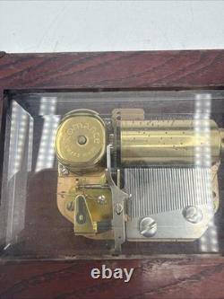 REUGE MUSIC BOX Unchained Melody Gorgeous sound and a beautiful collectable gift