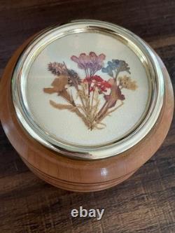 REUGE Reuge (Romance) Pressed Flower Music Box 18 Note