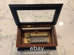REUGE SAINTE-CROIX SWISS MUSIC BOX CH 3/72 Custom Wood & Glass Box Vintage