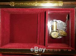 REUGE SORRENTO INLAID JEWELRY MUSIC BOX MATTE FINISH WithLOCK & KEY (SEE VIDEO)