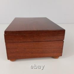REUGE Saint-Croix Vintage Footed Wooden Music Box Made In Switzerland Lucky Day