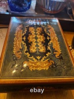 REUGE Vintage Swiss Music Box -including Original Key. Excellent Condition