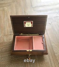 Rare Collectible HANDMADE Swiss Reuge Music Box Tune Memory 5988 Made in Italy