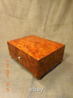 Rare & Exquisite Reuge 3 Tune 36 Note Thuya Wood Music Box (see Video)