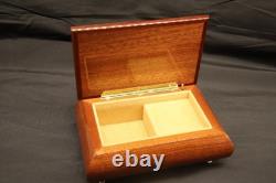 Rare Reuge Edna Hibel Music Box Made in Italy Fur Elise Excellent Condition