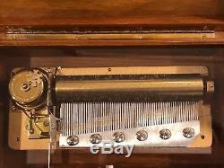 Reuge 3 song 72 note music box, plays Laras Theme Swiss, 3/72