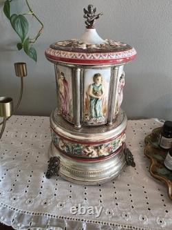 Reuge Capodimonte Carousel Musical Movement Cigar/Cigarette Dispenser 2 tunes