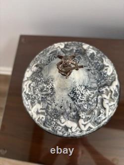 Reuge Capodimonte Porcelain Musical Lipstick Cigarette Carousel Music Box Rare