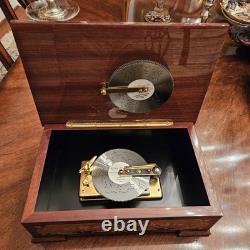 Reuge Disc Music Box Inlaid The Musician 10 4.5 Inch Discs GOLD interior