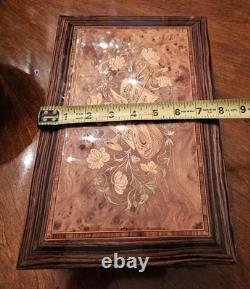Reuge Disc Music Box Inlaid The Musician 10 4.5 Inch Discs GOLD interior