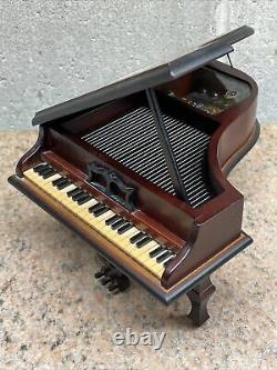 Reuge Grand Piano Music Box Romance Menuet Boccherini No 5331 Swiss Made